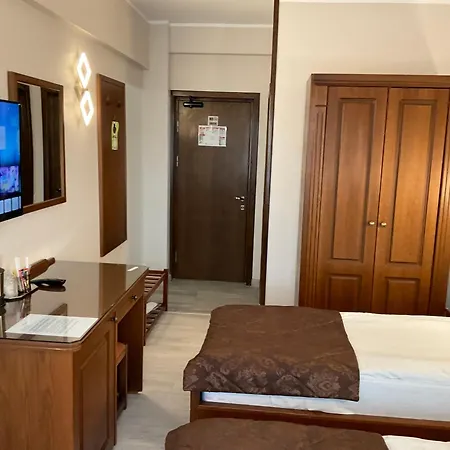 Hotel Ana