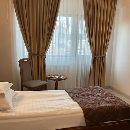 Hotel Ana