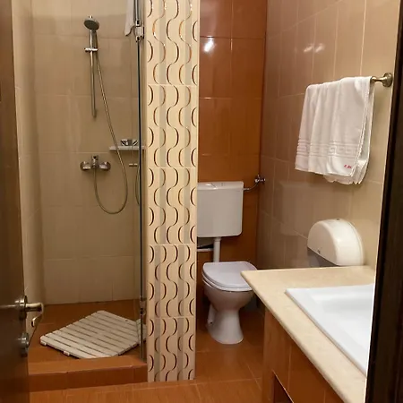 Hotel Ana 3*