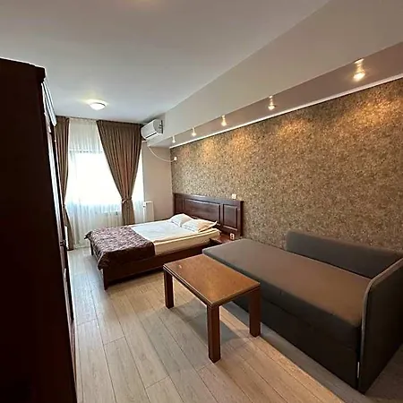 Ana Hotell 3*