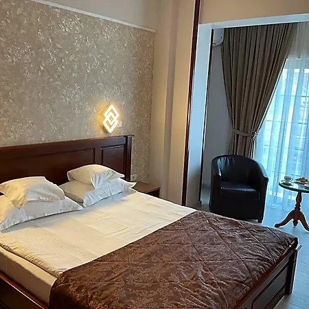 Ana Hotell